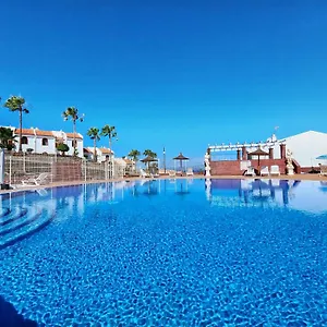 https://deluxe-sea-view-villas-canarias.in-canary-islands.com